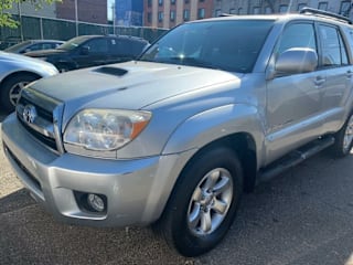 2006 Toyota 4Runner SR5 JTEBT14R568029305 2006 Toyota 4Runner SR5