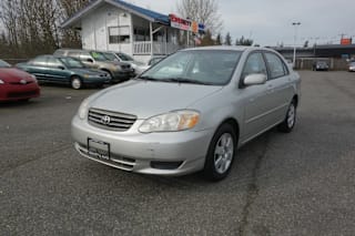 2004 Toyota Corolla LE 1NXBR38E24Z258658 2004 Toyota Corolla LE