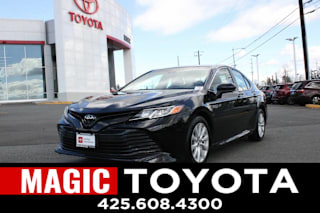 2018 Toyota Camry 4T1B11HK0JU608821 2018 Toyota Camry