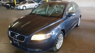 2010 Volvo S40 2.4i YV1390MS5A2500413 2010 Volvo S40 2.4i
