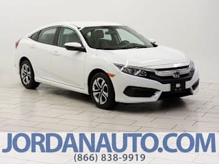 2018 Honda Civic LX 2HGFC2F57JH581656 2018 Honda Civic LX