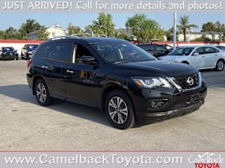 2020 Nissan Pathfinder S 5N1DR2AN7LC615608 2020 Nissan Pathfinder S