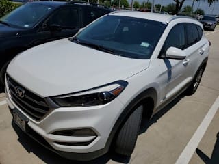 2018 Hyundai Tucson SEL KM8J33A44JU606390 2018 Hyundai Tucson SEL