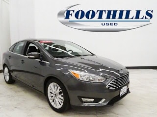 2017 Ford Focus Titanium 1FADP3J24HL333557 2017 Ford Focus Titanium