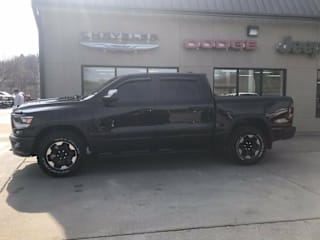 2019 Ram Pickup 1500 1C6SRFLT6KN561288 2019 Ram Pickup 1500