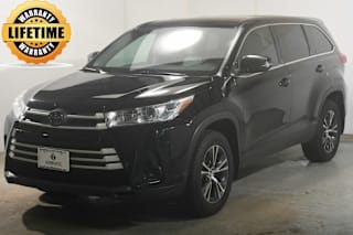 2019 Toyota Highlander LE 5TDBZRFH0KS960242 2019 Toyota Highlander LE