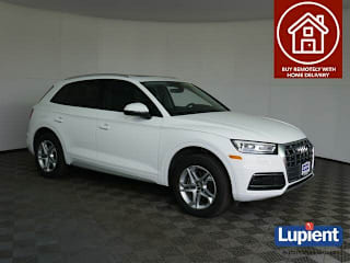 2018 Audi Q5 2.0T quattro Premium WA1ANAFY3J2032028 2018 Audi Q5 2.0T quattro Premium
