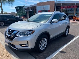 2018 Nissan Rogue SV KNMAT2MTXJP545708 2018 Nissan Rogue SV