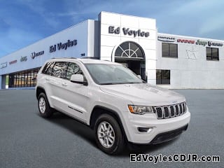 2018 Jeep Grand Cherokee Laredo E 1C4RJEAG1JC260534 2018 Jeep Grand Cherokee Laredo E