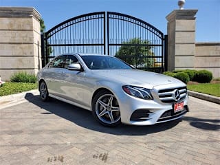 2018 Mercedes-Benz E-Class E 300 WDDZF4JB9JA381619 2018 Mercedes-Benz E-Class E 300