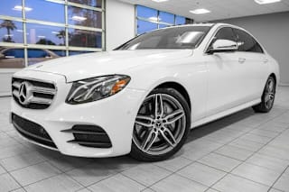 2018 Mercedes-Benz E-Class E 300 WDDZF4JB9JA470218 2018 Mercedes-Benz E-Class E 300