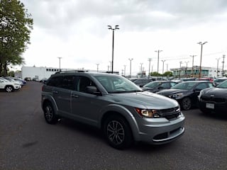 2018 Dodge Journey SE 3C4PDCAB9JT141299 2018 Dodge Journey SE