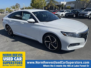 2018 Honda Accord 1HGCV1F33JA255647 2018 Honda Accord