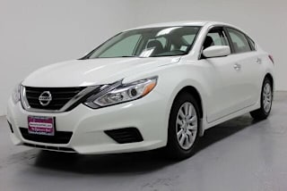 2018 Nissan Altima 2.5 S 1N4AL3AP2JC233621 2018 Nissan Altima 2.5 S