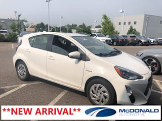 2016 Toyota Prius c One JTDKDTB33G1115802 2016 Toyota Prius c One