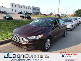 2017 Ford Fusion Hybrid SE 3FA6P0LU4HR305412 2017 Ford Fusion Hybrid SE
