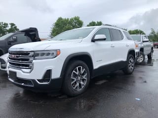 2020 GMC Acadia SLE 1GKKNRL42LZ197643 2020 GMC Acadia SLE