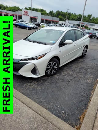 2018 Toyota Prius Prime Plus JTDKARFPXJ3098808 2018 Toyota Prius Prime Plus