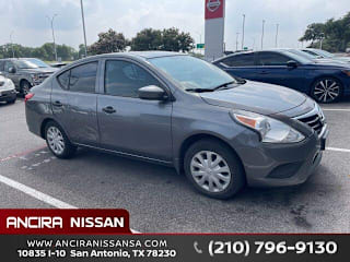 2016 Nissan Versa 1.6 S 3N1CN7AP7GL877233 2016 Nissan Versa 1.6 S