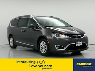 2018 Chrysler Pacifica Touring L 2C4RC1BG7JR124448 2018 Chrysler Pacifica Touring L