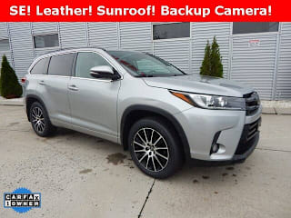 2018 Toyota Highlander SE 5TDJZRFH0JS494239 2018 Toyota Highlander SE