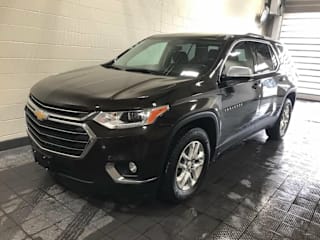 2018 Chevrolet Traverse LT Cloth 1GNEVGKWXJJ174341 2018 Chevrolet Traverse LT Cloth