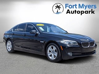 2011 BMW 5 Series 528i WBAFR1C58BC737006 2011 BMW 5 Series 528i