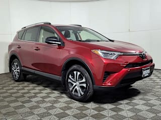 2018 Toyota RAV4 LE JTMBFREV8JD238091 2018 Toyota RAV4 LE