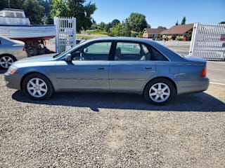 2001 Toyota Avalon XL 4T1BF28B81U127979 2001 Toyota Avalon XL