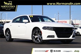 2017 Dodge Charger SXT 2C3CDXHG4HH520435 2017 Dodge Charger SXT