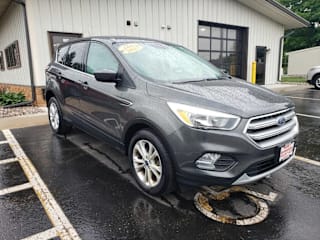 2017 Ford Escape SE 1FMCU9G93HUC35731 2017 Ford Escape SE