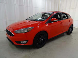 2016 Ford Focus SE 1FADP3K26GL222313 2016 Ford Focus SE