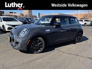 2021 MINI Hardtop 2 Door WMWXR5C03M2M95797 2021 MINI Hardtop 2 Door
