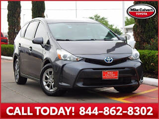 2017 Toyota Prius v Two JTDZN3EU2HJ057943 2017 Toyota Prius v Two