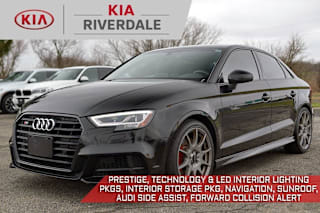2017 Audi S3 2.0T quattro Prestige WAUF1GFF7H1033172 2017 Audi S3 2.0T quattro Prestige