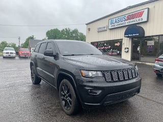 2018 Jeep Grand Cherokee Altitude 1C4RJFAG7JC158449 2018 Jeep Grand Cherokee Altitude