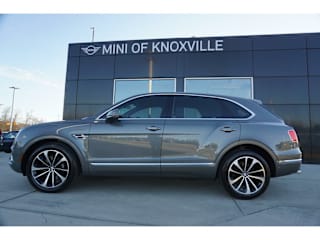 2018 Bentley Bentayga SJAAC2ZV0JC018277 2018 Bentley Bentayga