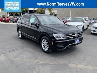 2018 Volkswagen Tiguan 3VV3B7AX1JM102001 2018 Volkswagen Tiguan