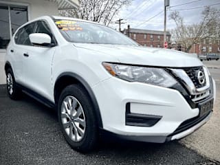 2017 Nissan Rogue KNMAT2MV9HP516521 2017 Nissan Rogue
