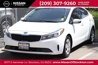 2017 Kia Forte LX 3KPFK4A78HE081923 2017 Kia Forte LX