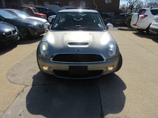 2009 MINI Cooper S WMWMF73519TT97162 2009 MINI Cooper S
