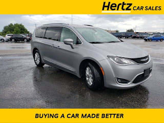 2019 Chrysler Pacifica Touring L 2C4RC1BG3KR537503 2019 Chrysler Pacifica Touring L