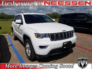 2017 Jeep Grand Cherokee Laredo 1C4RJEAG7HC846357 2017 Jeep Grand Cherokee Laredo