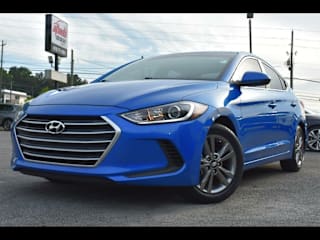 2017 Hyundai Elantra SE KMHD84LF0HU063696 2017 Hyundai Elantra SE