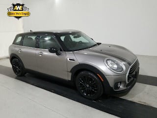 2018 MINI Clubman Cooper WMWLN5C58J2B35459 2018 MINI Clubman Cooper