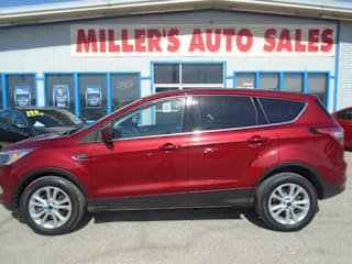 2017 Ford Escape SE 1FMCU9GD4HUD41139 2017 Ford Escape SE