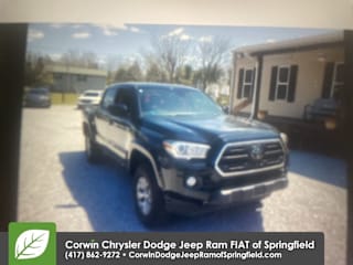 2018 Toyota Tacoma SR5 V6 5TFCZ5ANXJX156243 2018 Toyota Tacoma SR5 V6