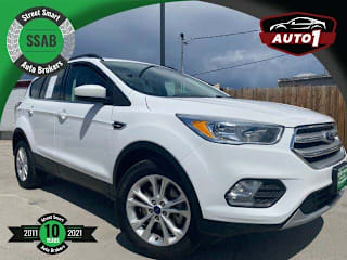2018 Ford Escape SE 1FMCU9GD2JUA30816 2018 Ford Escape SE
