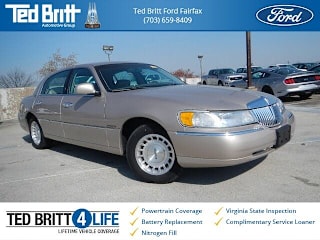 1998 Lincoln Town Car 1LNFM81W9WY710066 1998 Lincoln Town Car