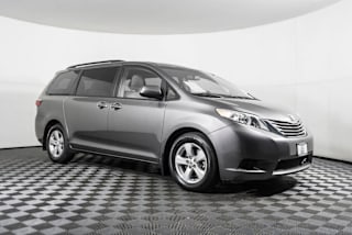 2017 Toyota Sienna 5TDKZ3DC7HS830200 2017 Toyota Sienna